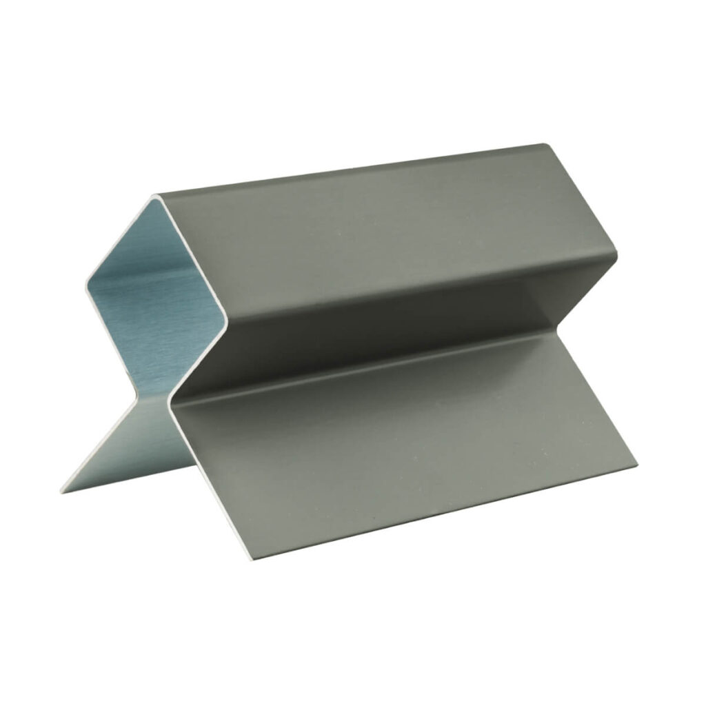 Värvitud-alumiiniumist-Cedral-Lap-välisnurk-C75-metallrohelone,-3000mm.jpg