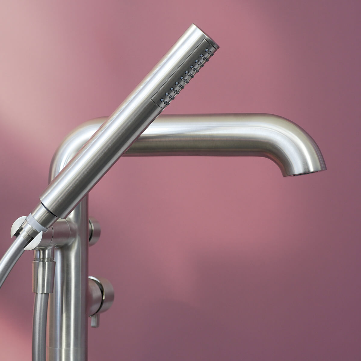 Põrandapealne-vannisegisti-Deante-Silia-II,-harjatud-teras2