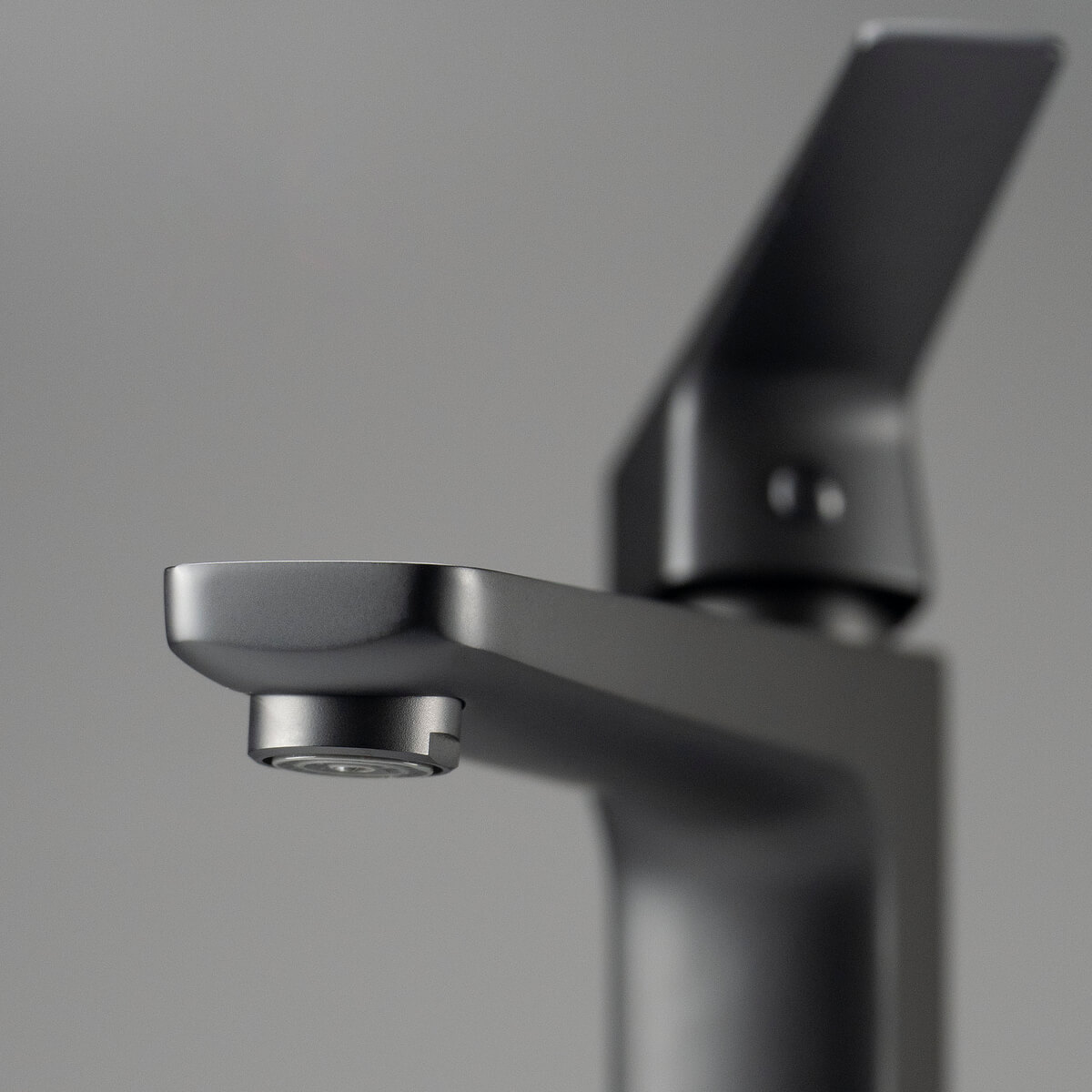 Titaan-valamusegisti-Deante-Blur-29-cm,-messing-5