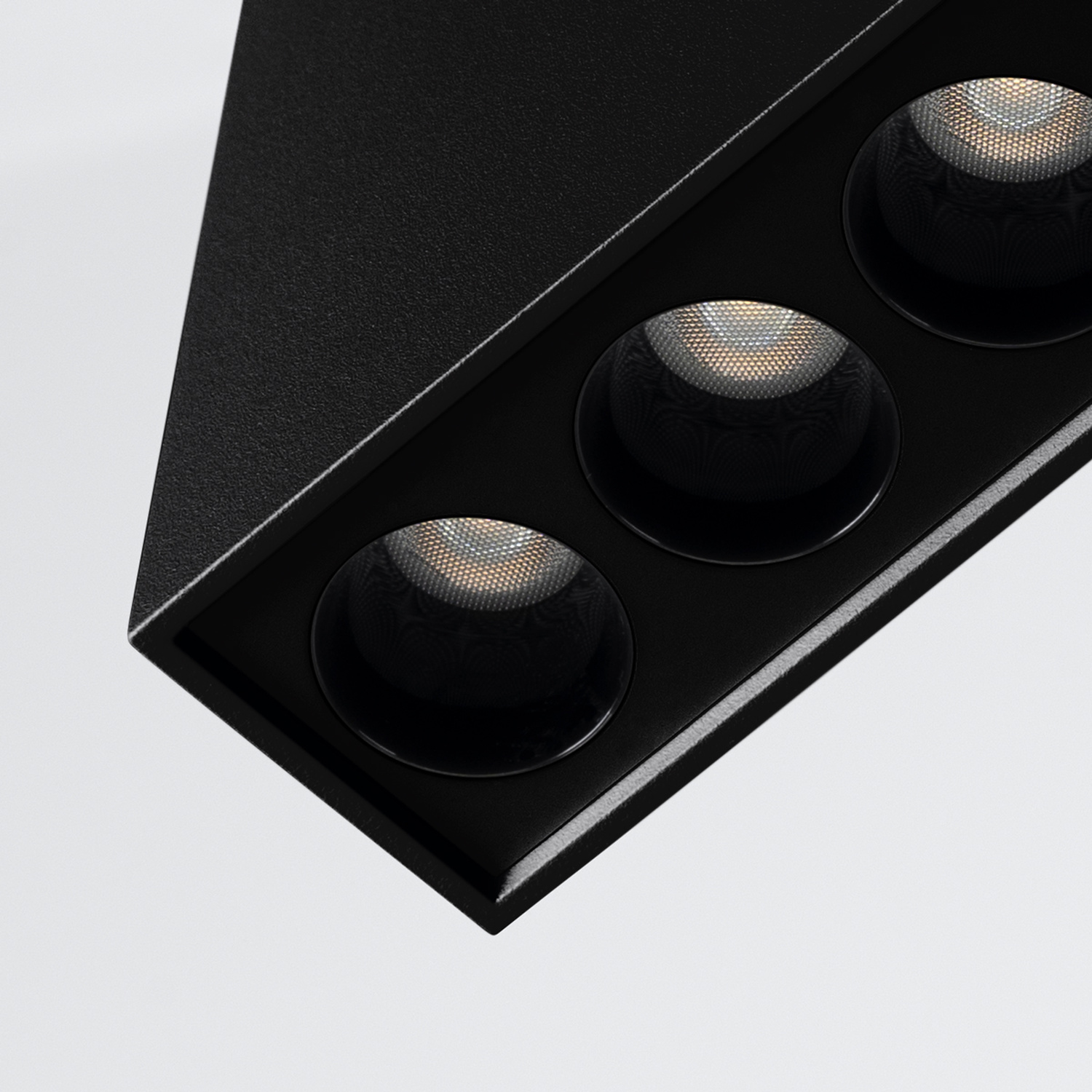 Laevalgusti SOLE must LED - Pilt 5
